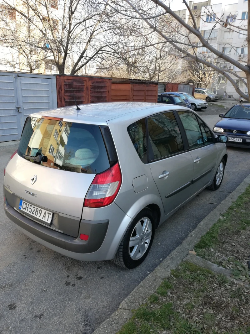 Renault Scenic, снимка 4 - Автомобили и джипове - 49405256