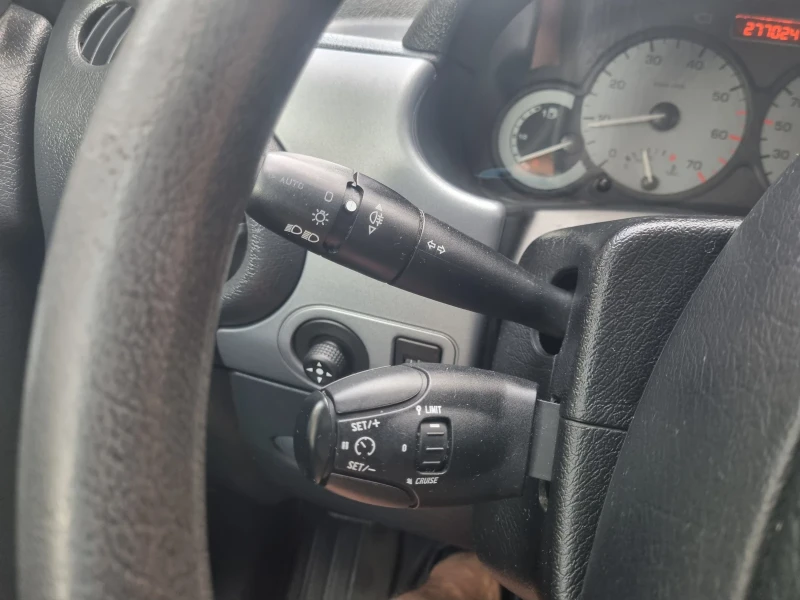 Citroen Berlingo 1.6 HDI, снимка 10 - Автомобили и джипове - 51347494