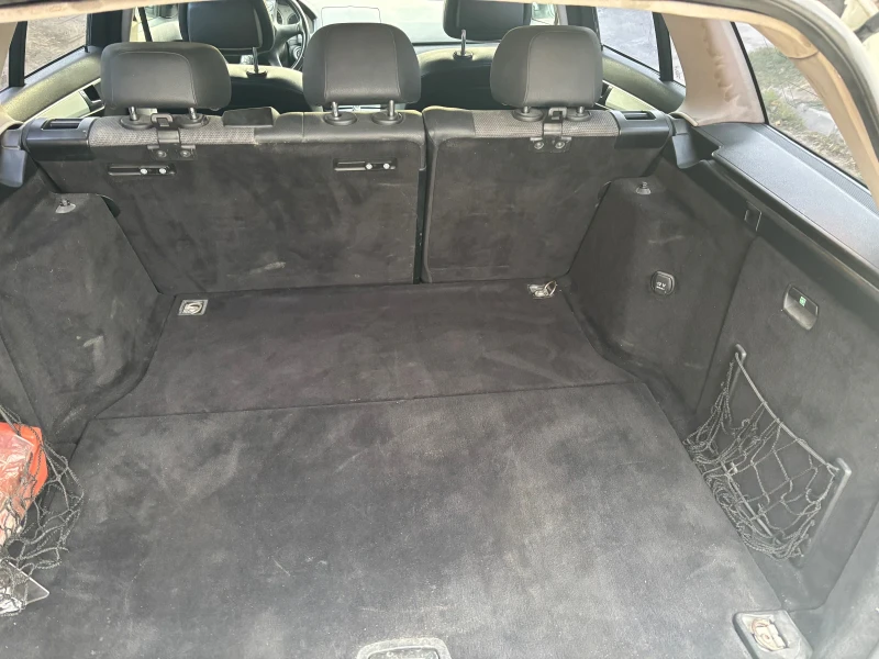 Mercedes-Benz C 220, снимка 10 - Автомобили и джипове - 52437527