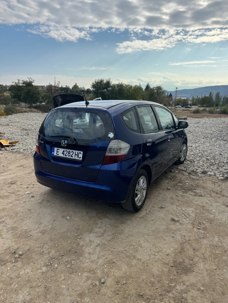Honda Jazz, снимка 4 - Автомобили и джипове - 52527620