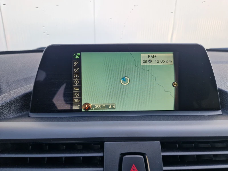 BMW 116 1.5D M-Paket Navi Led FULL, снимка 13 - Автомобили и джипове - 52893256