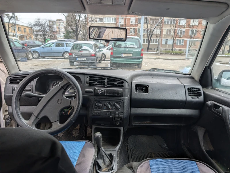 VW Golf Golf 3 GT, снимка 9 - Автомобили и джипове - 53427449