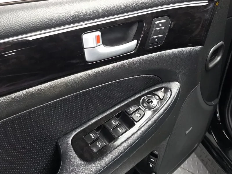 Hyundai Genesis 3.3, снимка 17 - Автомобили и джипове - 54615976