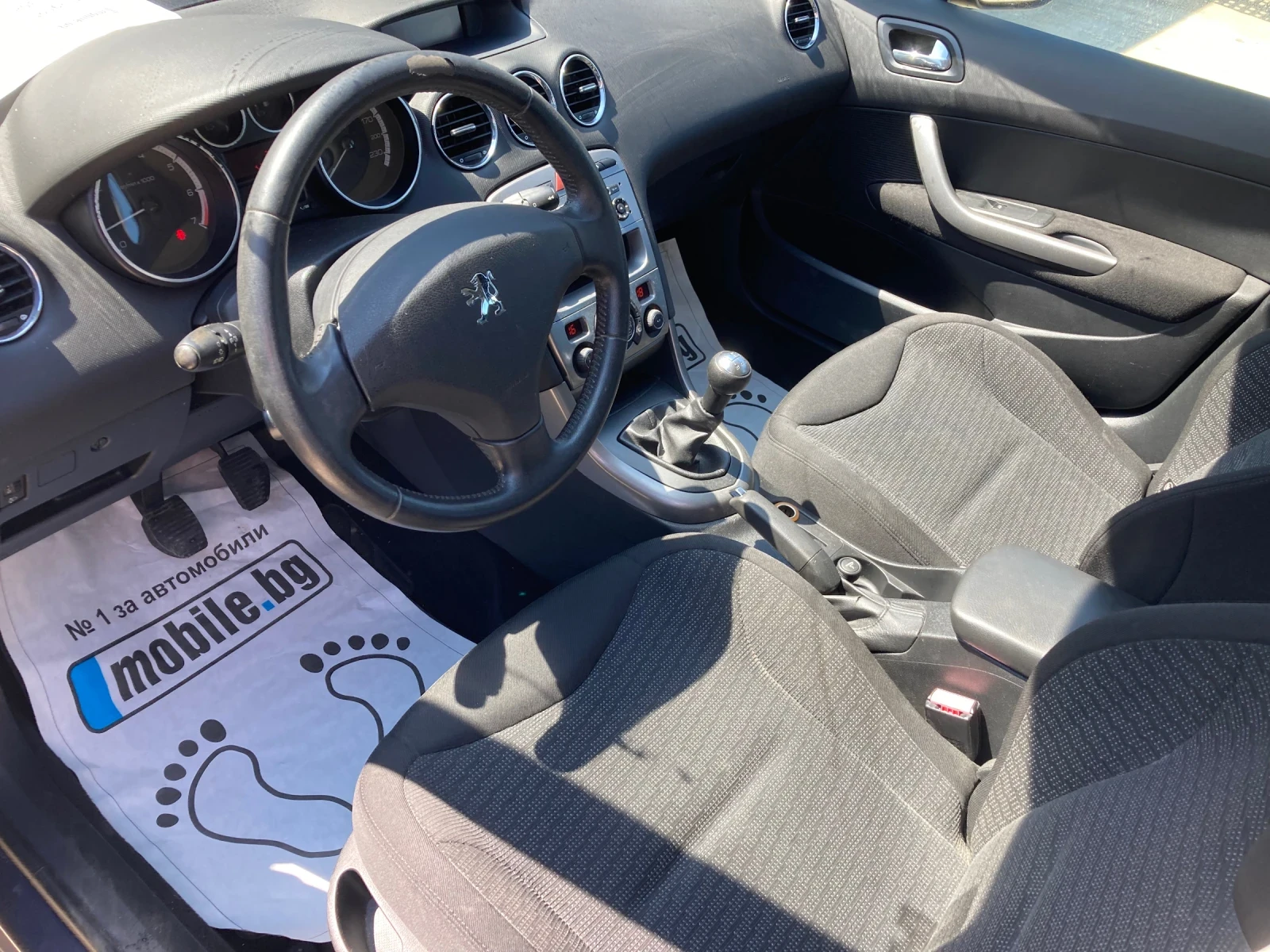 Peugeot 308 1.6i KLIMA, снимка 12 - Автомобили и джипове - 38093947