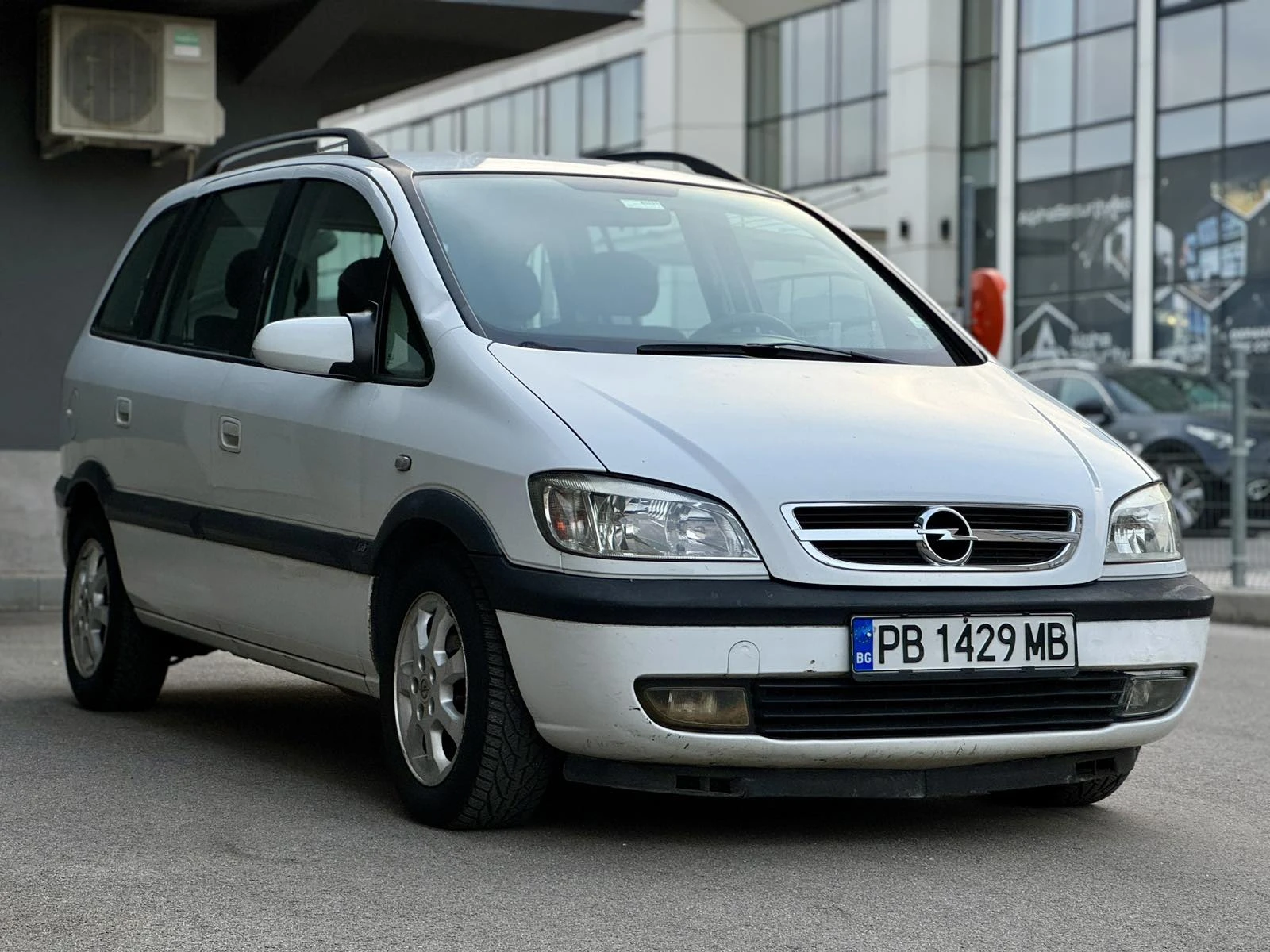 Opel Zafira 2.0 * * FACELIFT* * 7 места - изображение 3