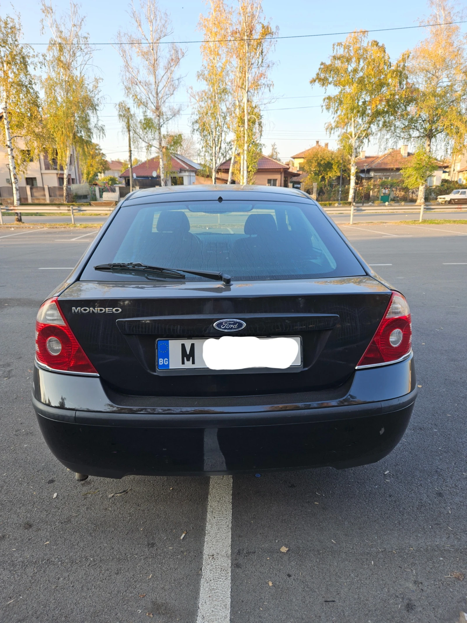 Ford Mondeo 2.0i GHIA - изображение 4