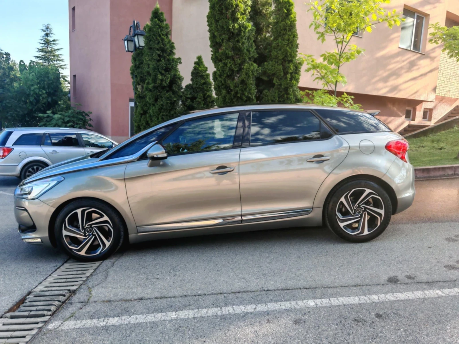 Citroen DS5 2.0HDI 180  к.с - изображение 10