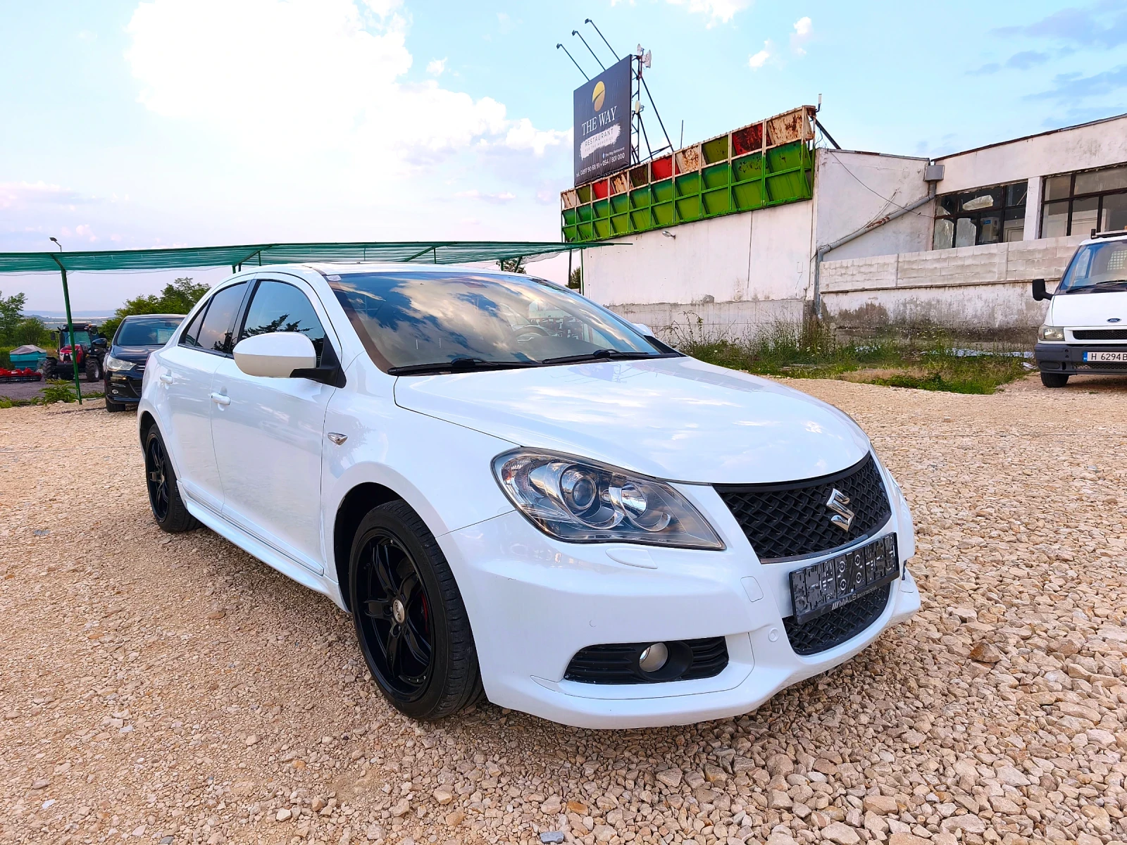 Suzuki Kizashi 2.4* 180 коня* Автомат* FULL - изображение 3