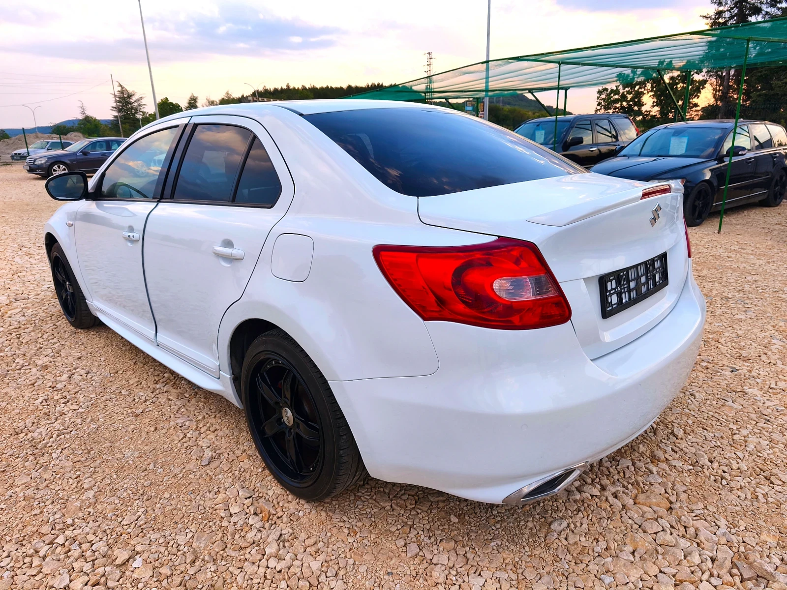 Suzuki Kizashi 2.4* 180 коня* Автомат* FULL - изображение 6