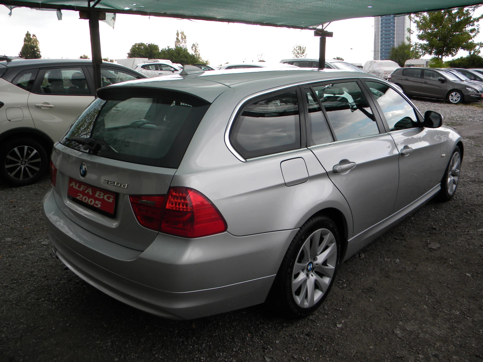 BMW 320 2.0D* 184kc* AVTOMATIK* EURO 5A* FACE LIFT*  - изображение 4