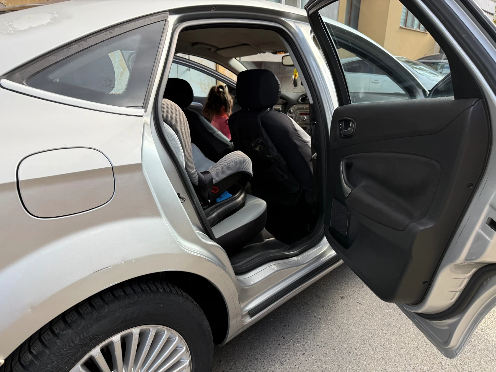 Ford Mondeo  - изображение 7