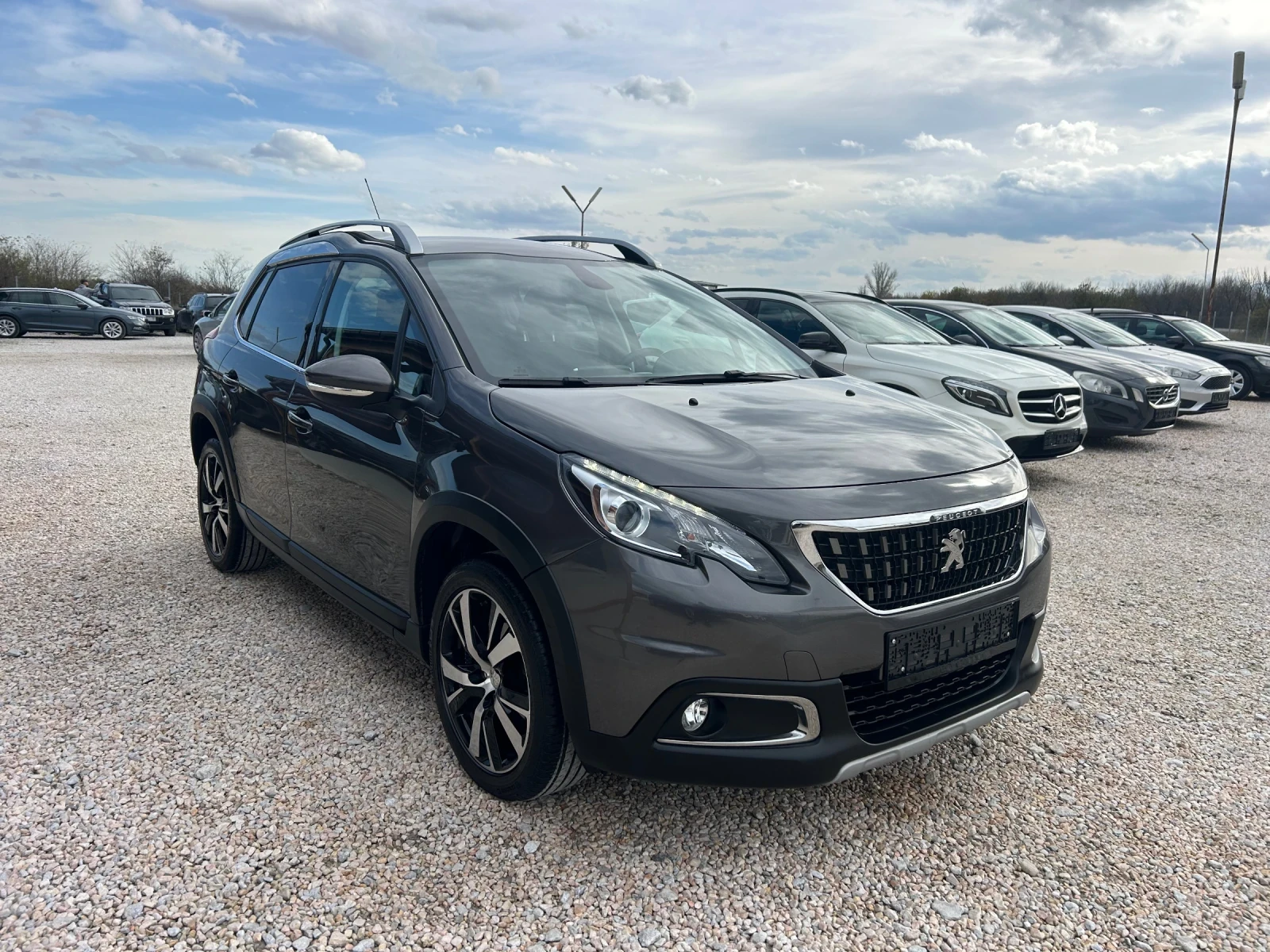 Peugeot 2008 * 1.6* HDI* 99к.с* Allure* Facelift*  - изображение 2