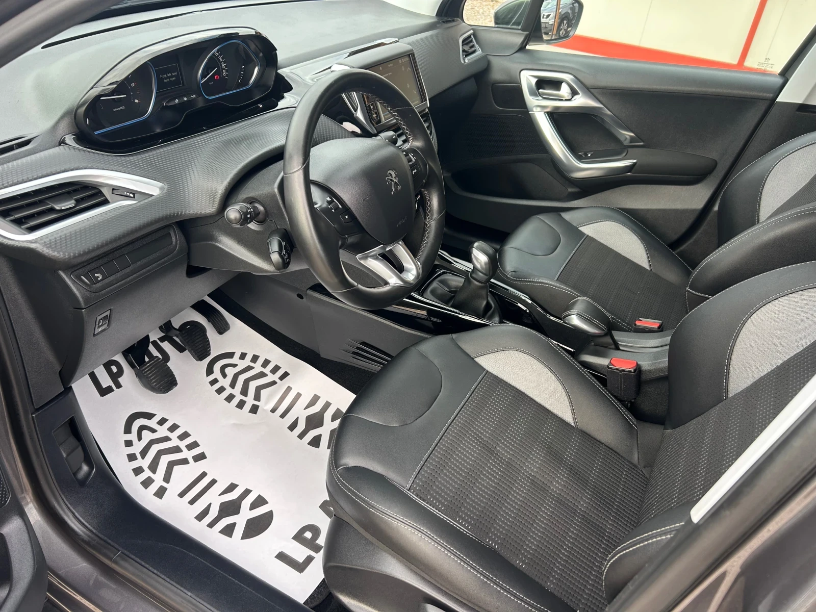 Peugeot 2008 * 1.6* HDI* 99к.с* Allure* Facelift*  - изображение 6