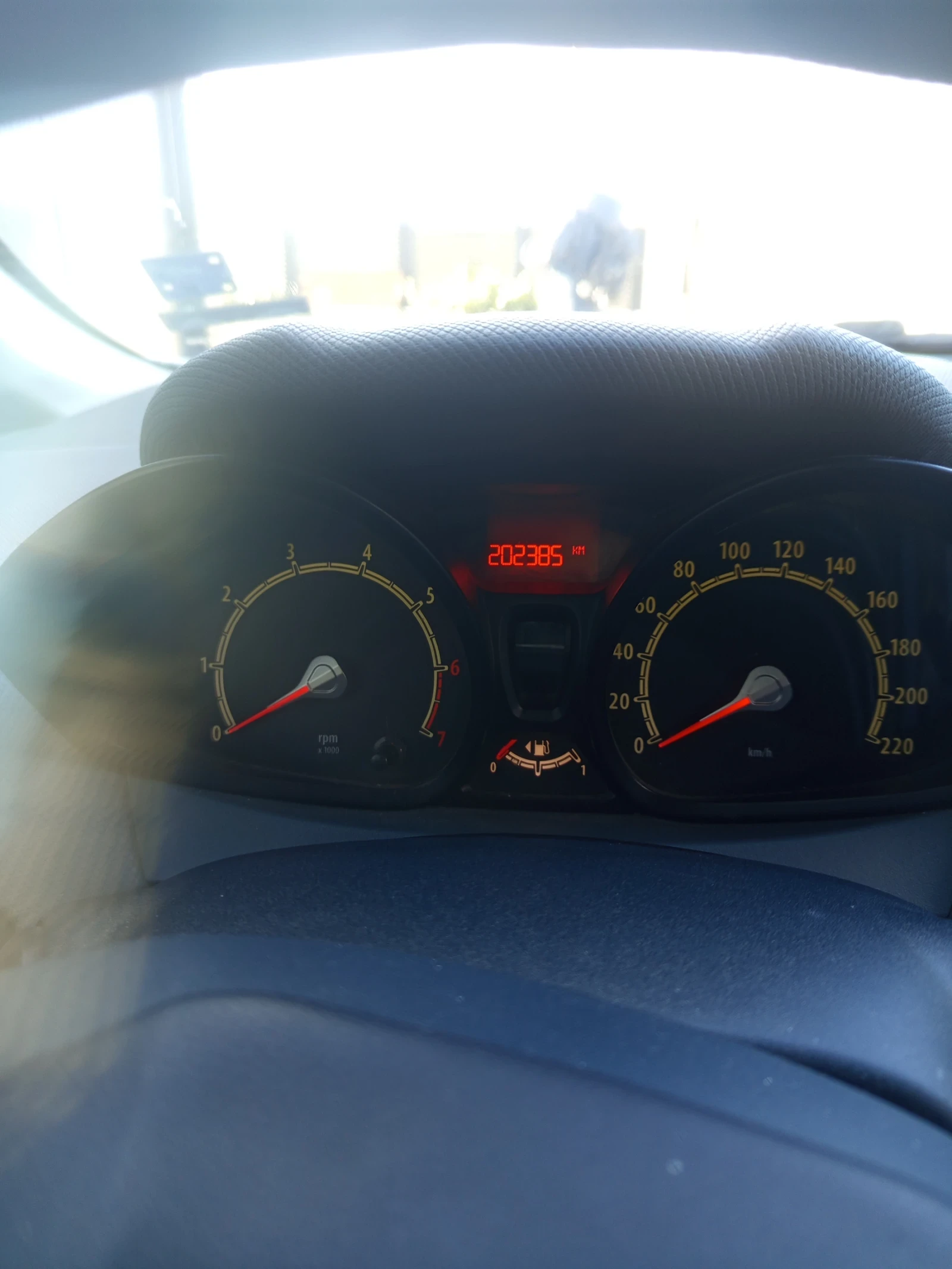 Ford Fiesta 1.4 LPG - изображение 10