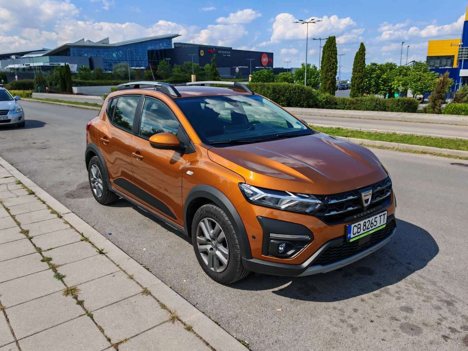 Dacia Sandero 990Евро за получаване, 1.0 TCe Stepway, снимка 3 - Автомобили и джипове - 53734959