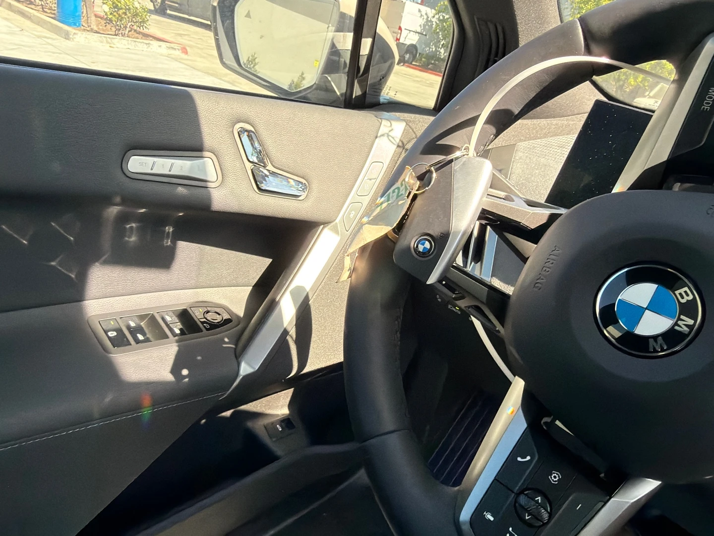 BMW iX 45 * Facelift 2026 * ///M Pack * 95kWh, снимка 10 - Автомобили и джипове - 53807169