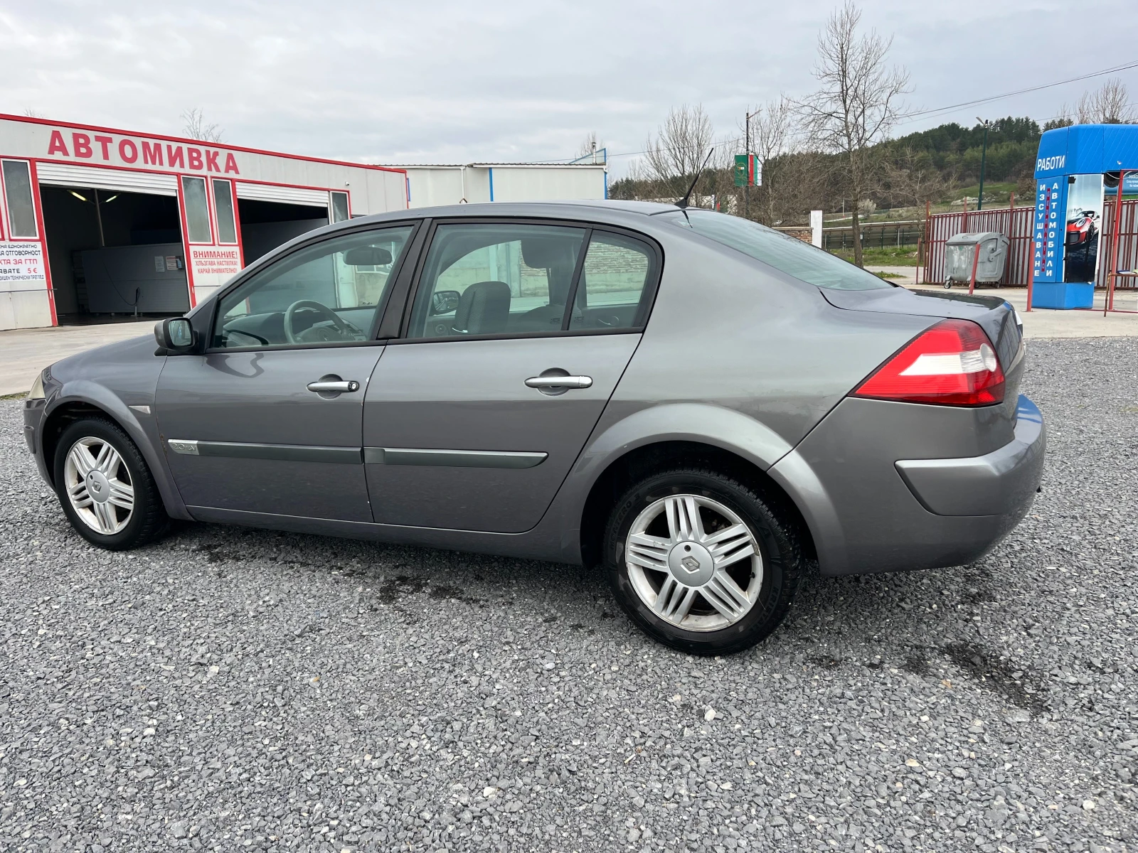 Renault Megane, снимка 6 - Автомобили и джипове - 54211266