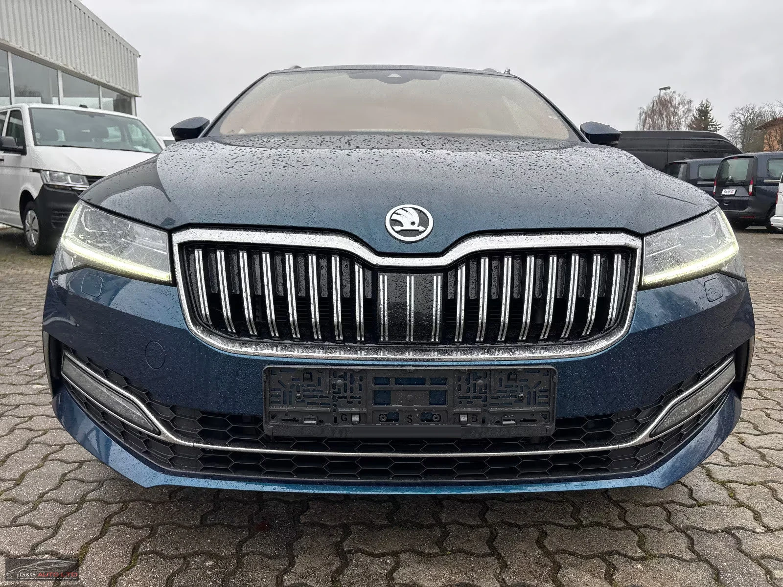 Skoda Superb 200HP/L&K/4X4/CAM/NAVI/KLESS/CONTON/318z | Mobile.bg � ����������� 2