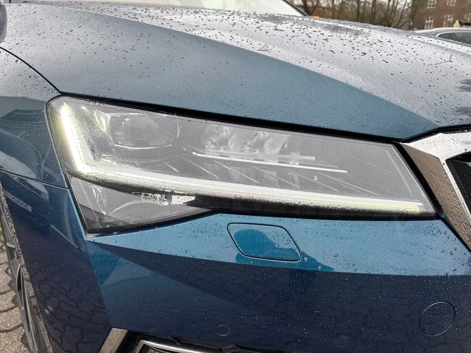 Skoda Superb 200HP/L&K/4X4/CAM/NAVI/KLESS/CONTON/318z | Mobile.bg � ����������� 5