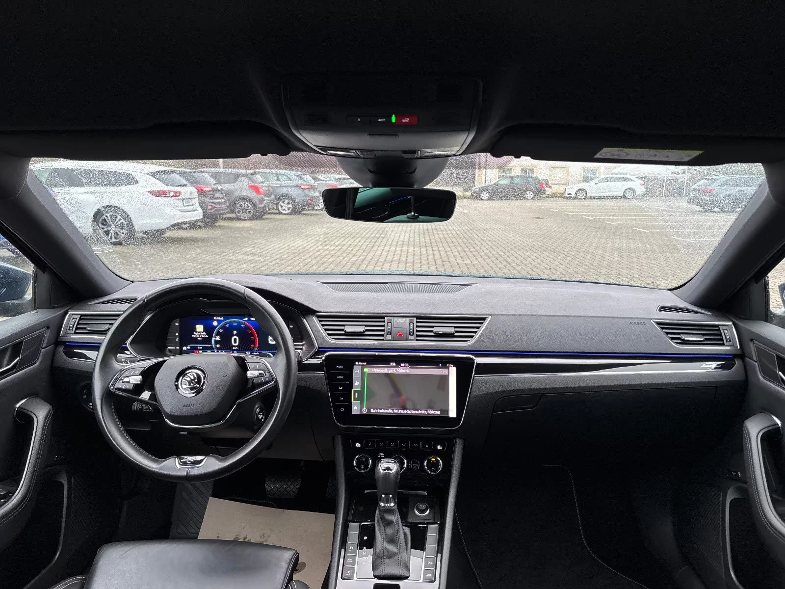 Skoda Superb 200HP/L&K/4X4/CAM/NAVI/KLESS/CONTON/318z | Mobile.bg � ����������� 10