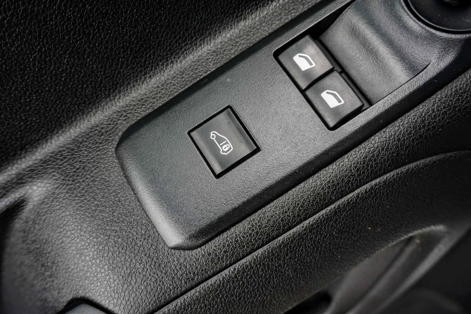 Citroen Berlingo  1.6 BlueHDi , снимка 15 - Автомобили и джипове - 54370207