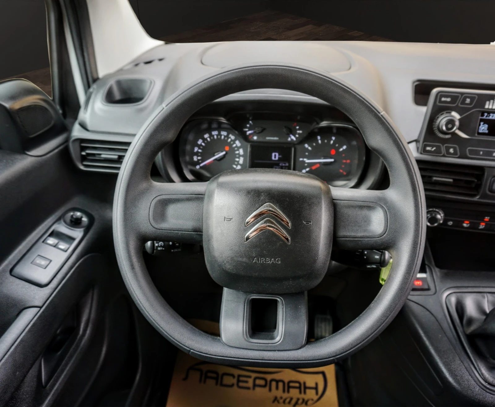 Citroen Berlingo  1.6 BlueHDi , снимка 11 - Автомобили и джипове - 54370207