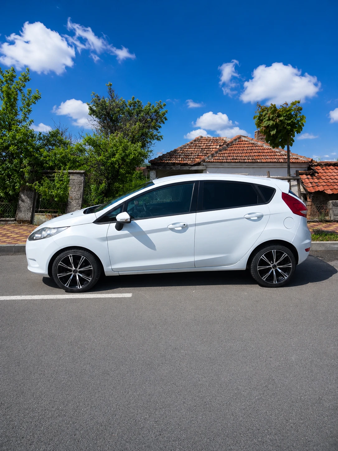 Ford Fiesta 1.6 TDCi, снимка 3 - Автомобили и джипове - 54584717