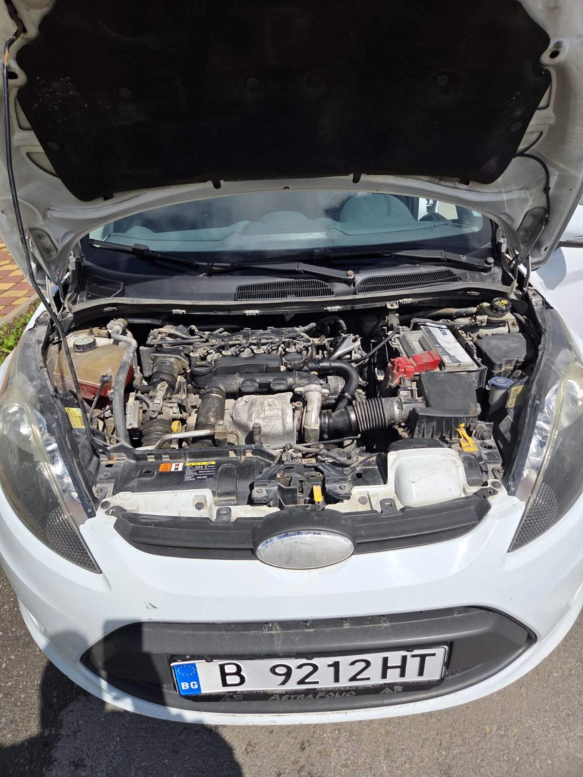 Ford Fiesta 1.6 TDCi, снимка 16 - Автомобили и джипове - 54584717