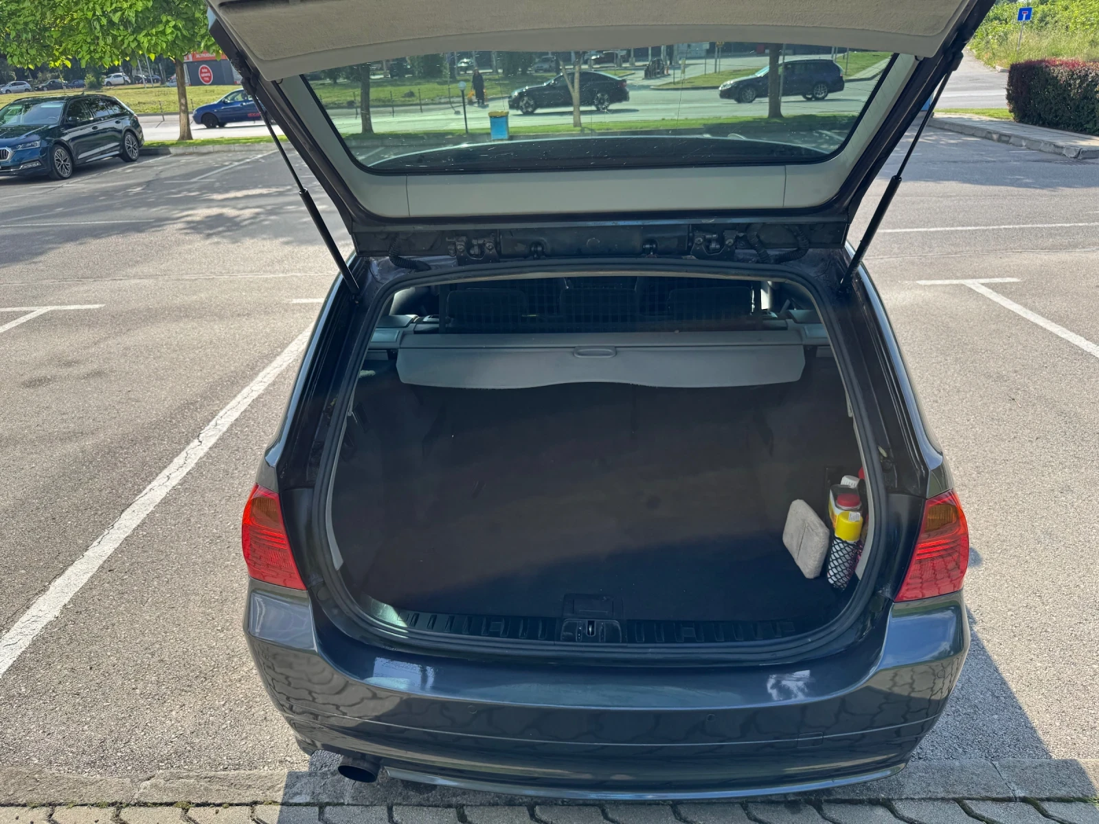 BMW 320, снимка 11 - Автомобили и джипове - 54595339