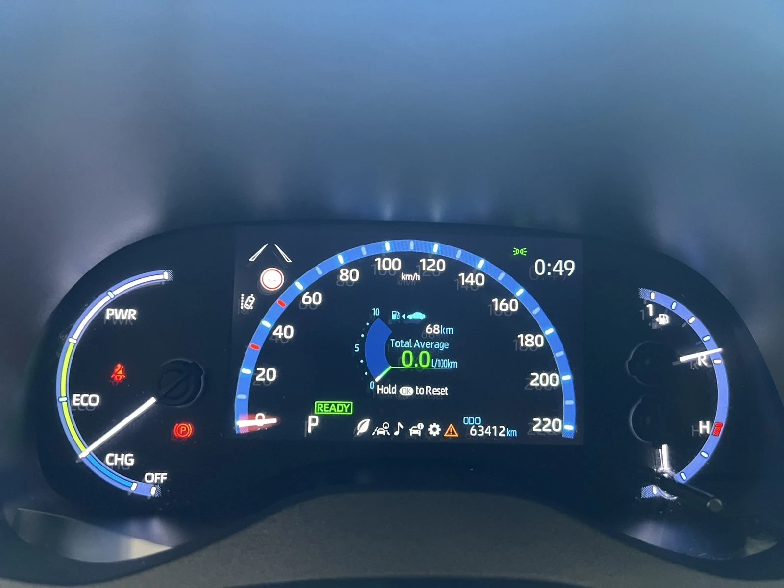 Toyota Yaris Cross 4x4* Head-Up , снимка 13 - Автомобили и джипове - 54834849