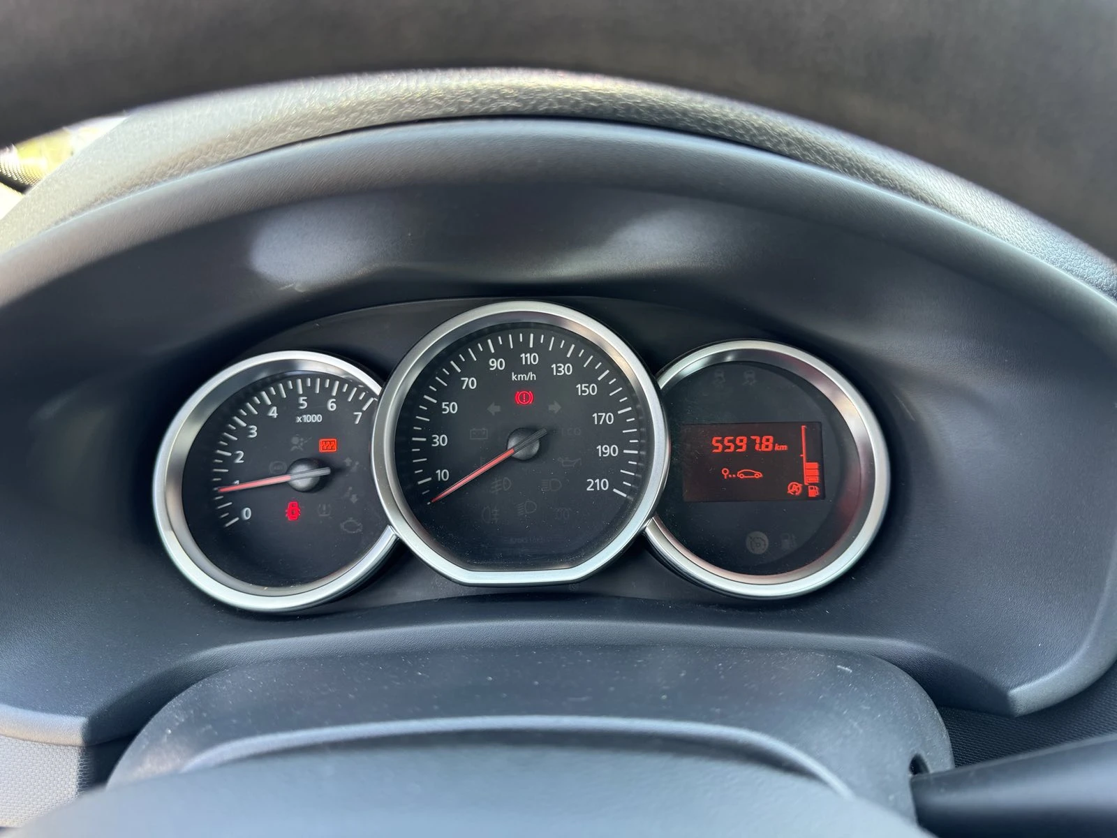 Dacia Sandero 0.9TCe LPG 90k.c., снимка 15 - Автомобили и джипове - 54967360