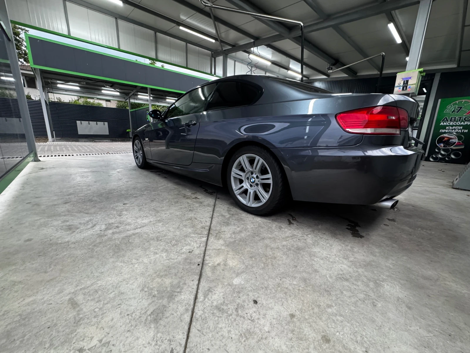 BMW 320, снимка 12 - Автомобили и джипове - 55332304