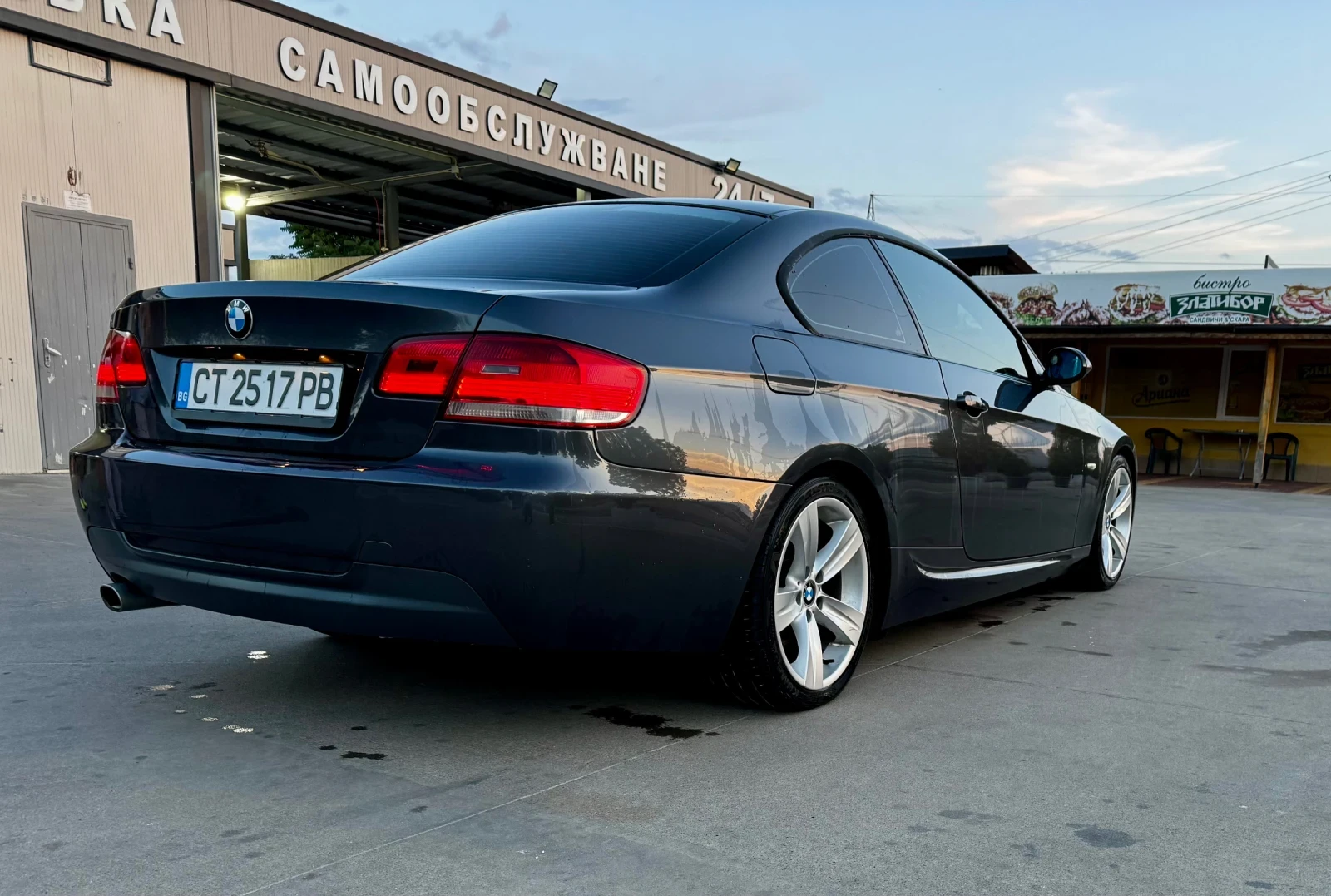 BMW 320, снимка 4 - Автомобили и джипове - 55332304