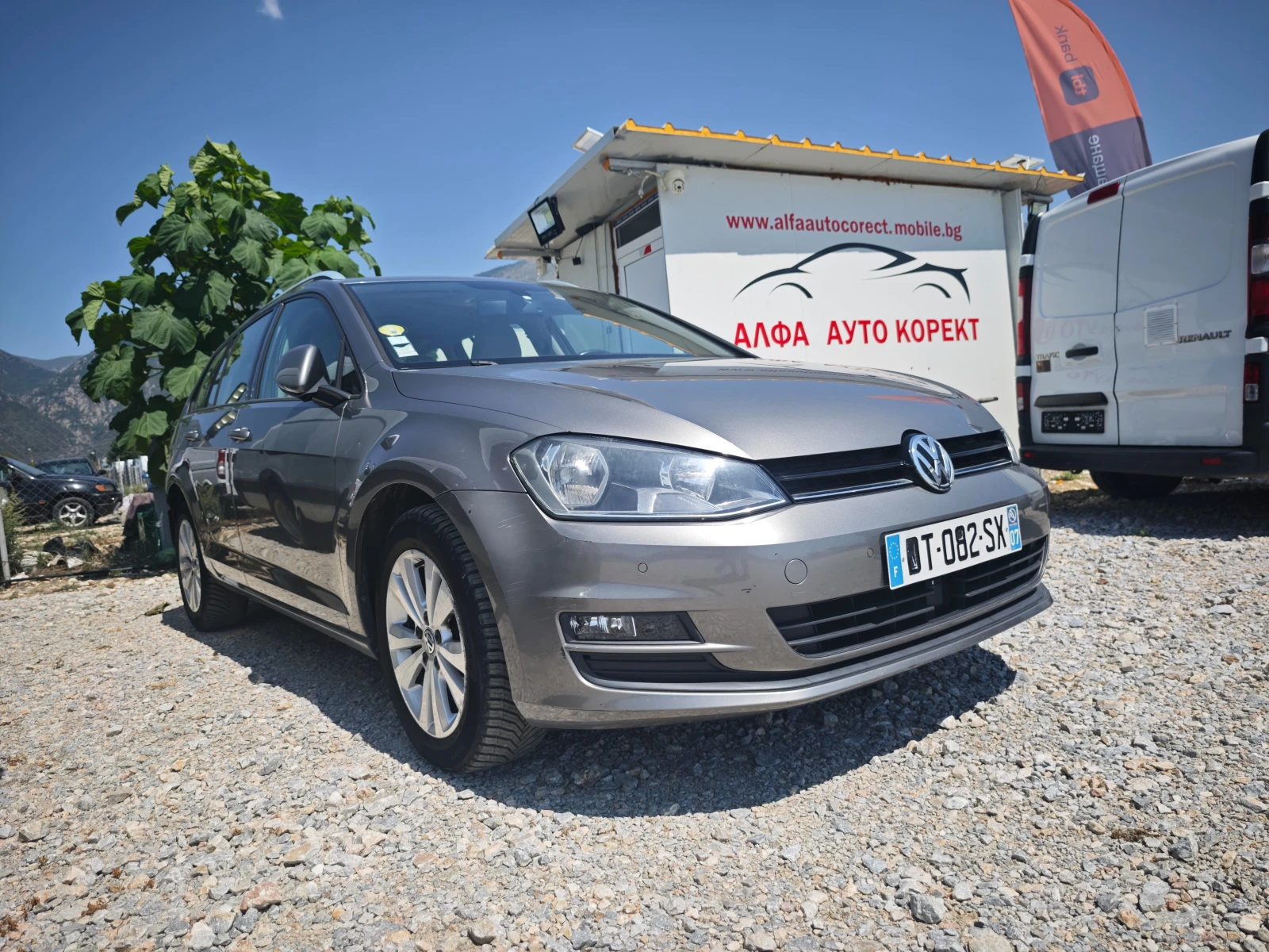 VW Golf 7 BlueMotion Busines, снимка 3 - Автомобили и джипове - 55410245