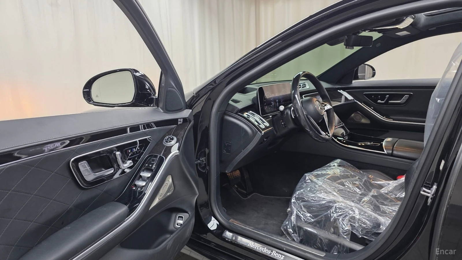 Mercedes-Benz S 580 L* 4MATIC* МАСАЖИ* TV* PANO* ПОДГРЕВ* ОБДУХВАНЕ* 3, снимка 8 - Автомобили и джипове - 55449889