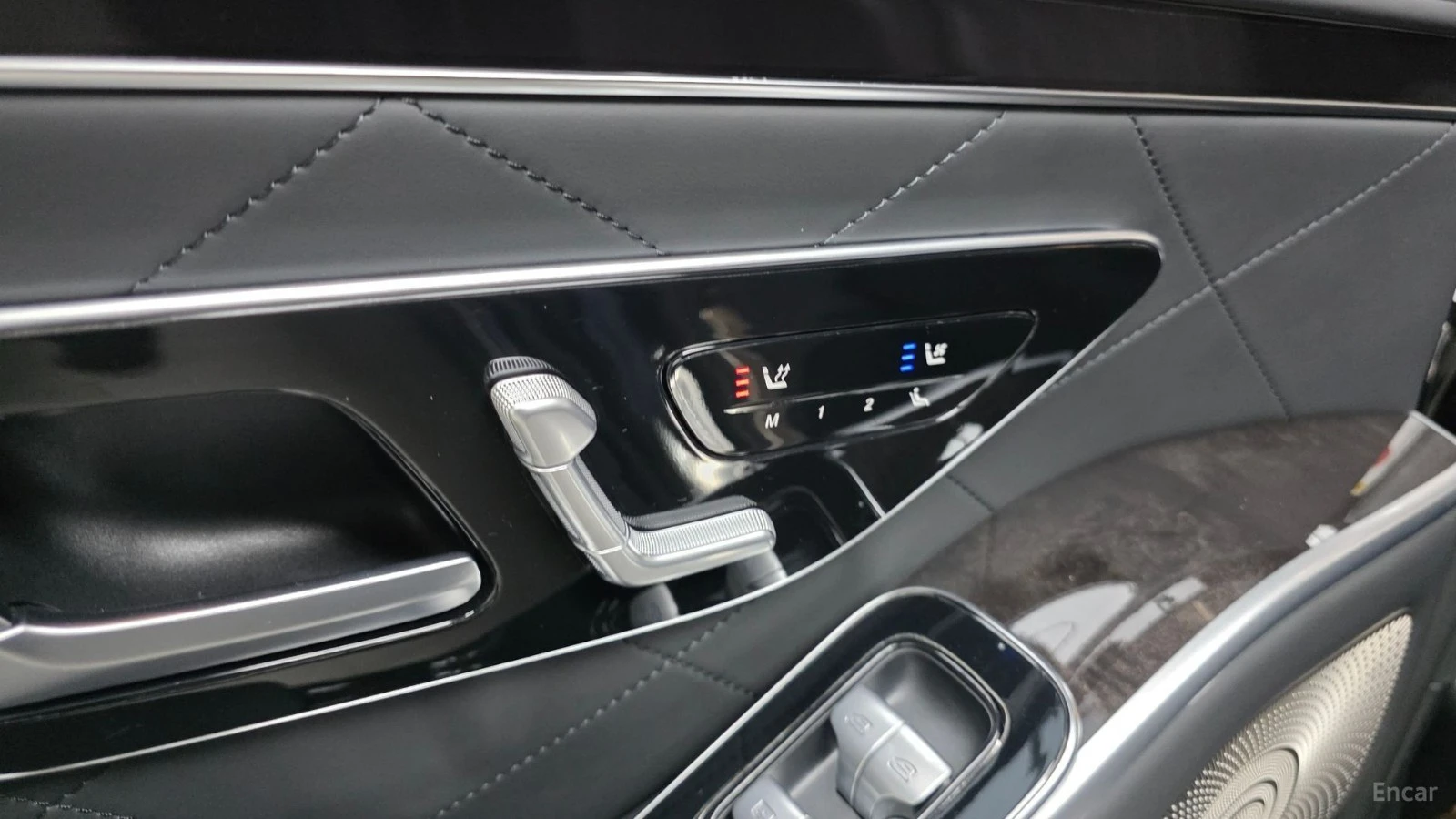 Mercedes-Benz S 580 L* 4MATIC* МАСАЖИ* TV* PANO* ПОДГРЕВ* ОБДУХВАНЕ* 3, снимка 14 - Автомобили и джипове - 55449889