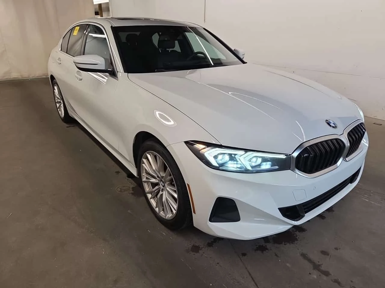 BMW 330 * 330I XDRIVE * АВТОКРЕДИТ БЕЗ ПЪРВОНАЧАЛНА ВНОСКА, снимка 2 - Автомобили и джипове - 55697543
