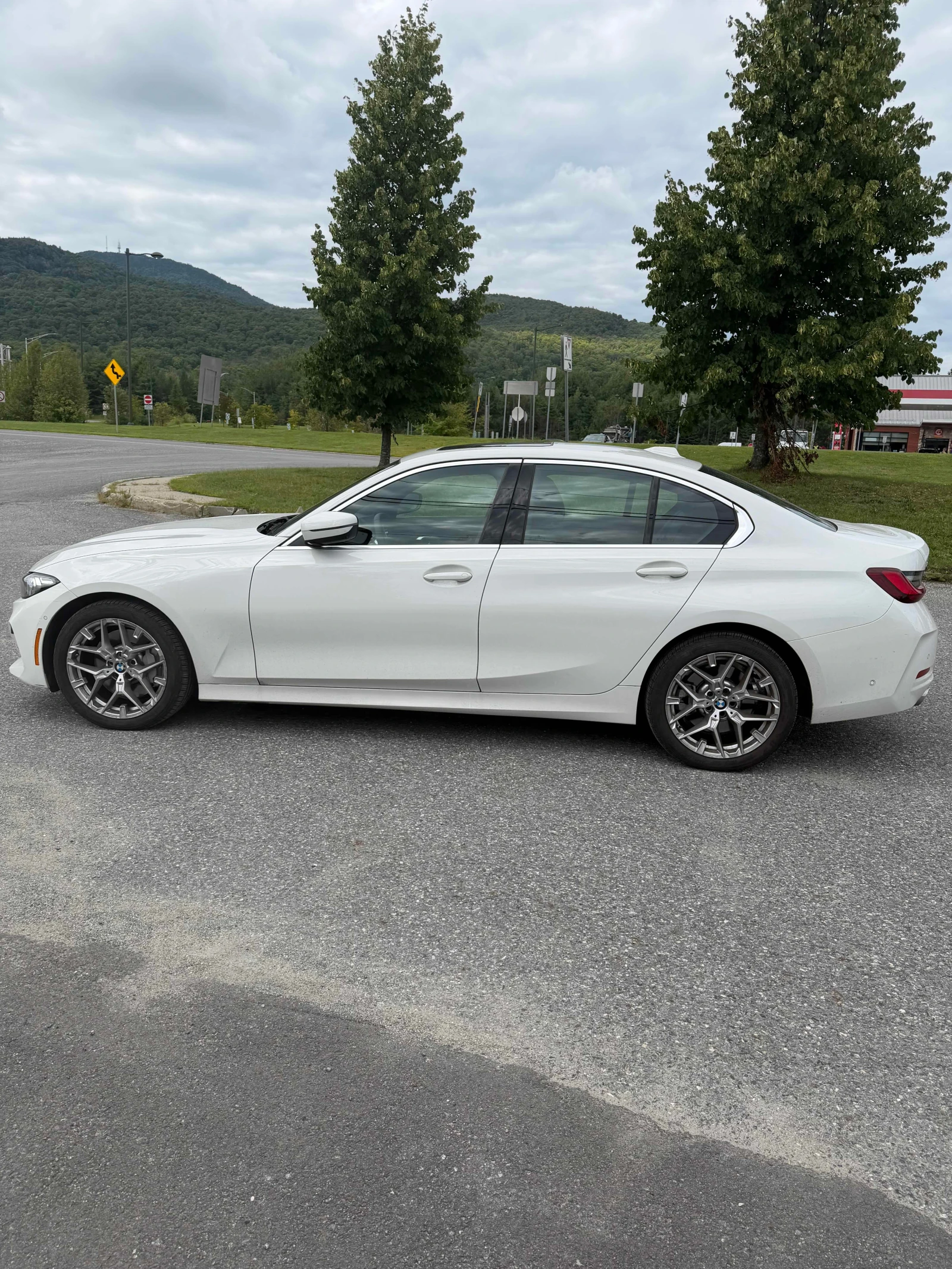 BMW 330 * 330i xDrive * CARFAX *  | Mobile.bg � ����������� 16