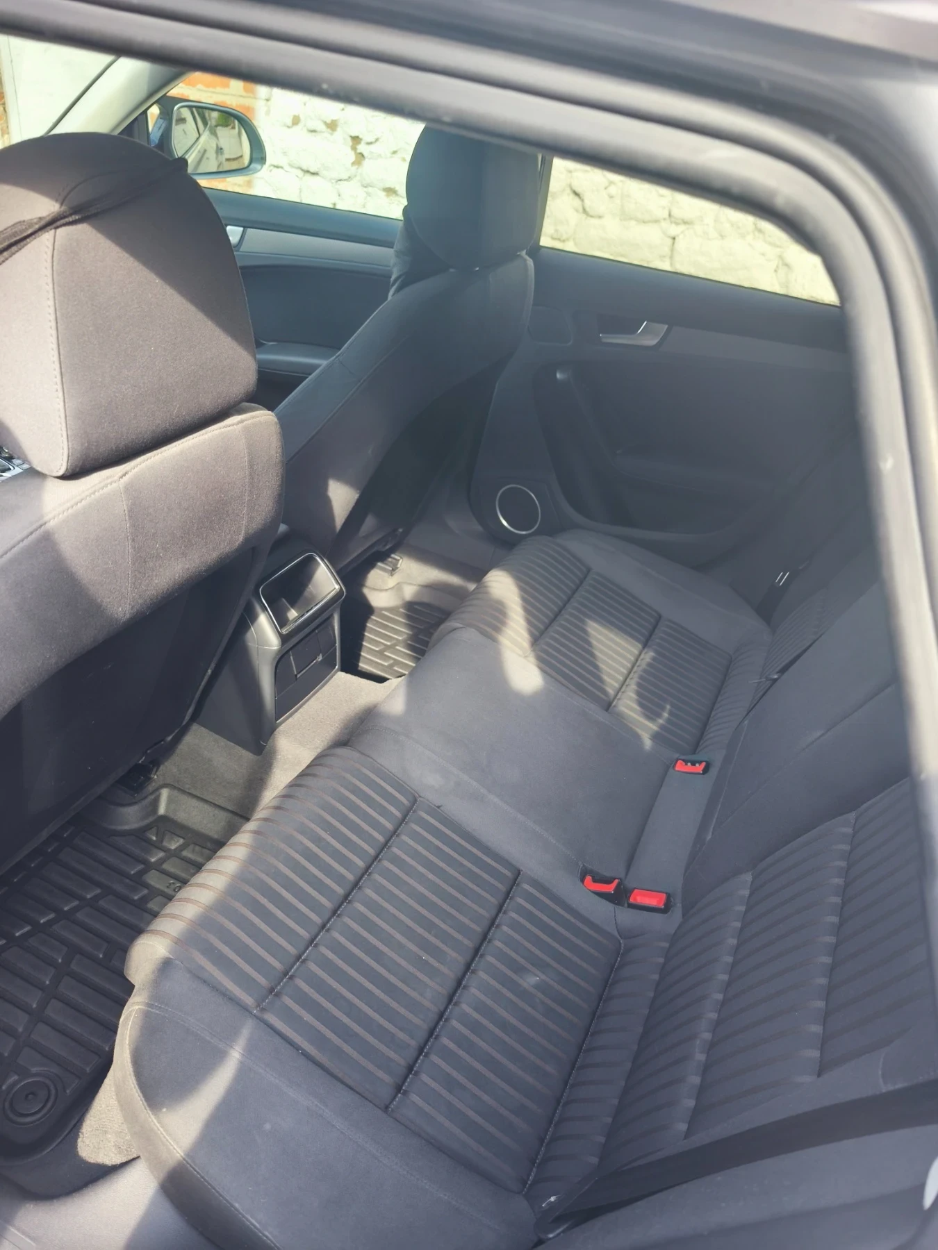 Audi A4 2.0, снимка 9 - Автомобили и джипове - 56038987