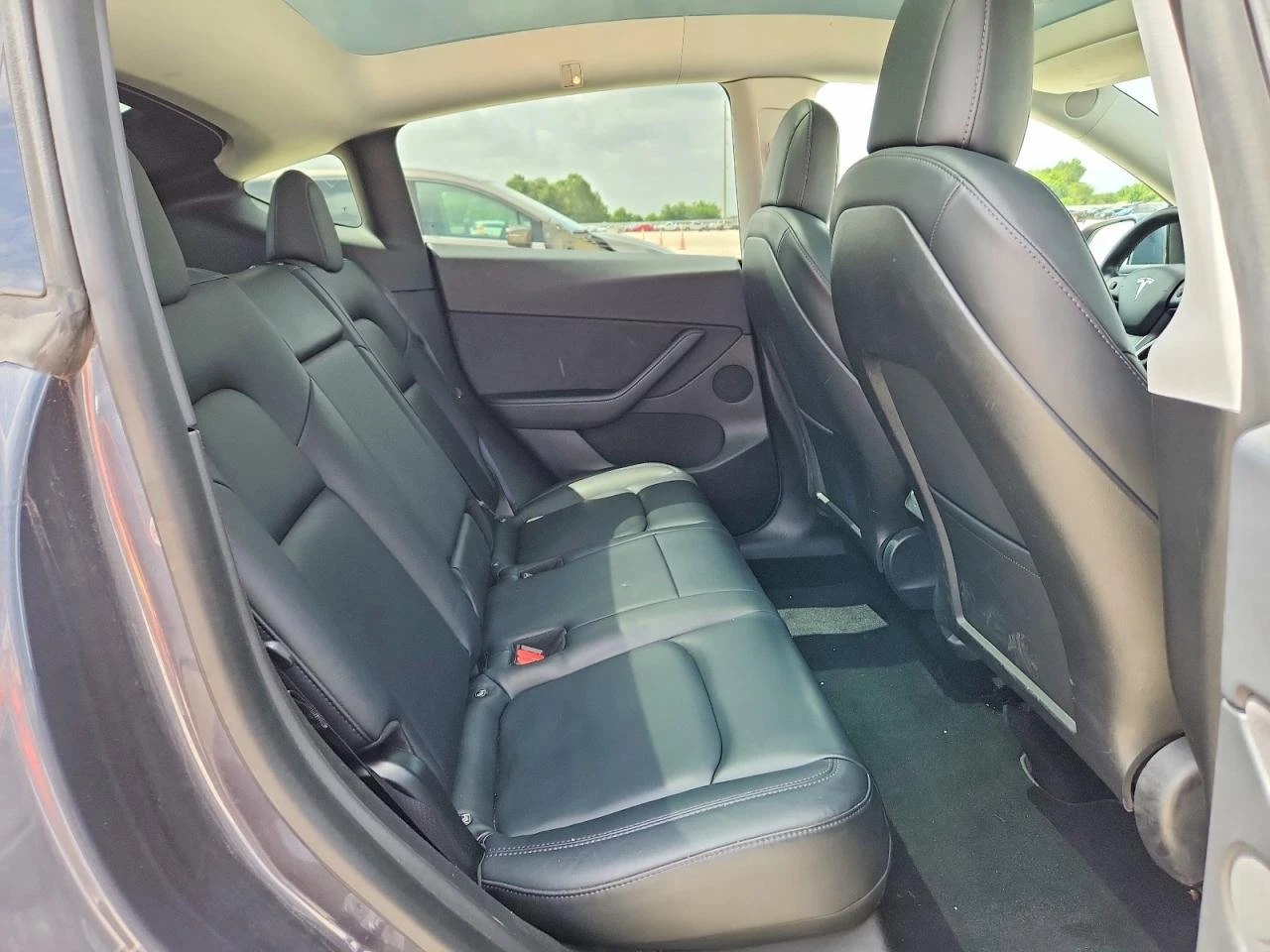Tesla Model Y LONG RANGE DUAL MOTOR ALL-WHEEL DRIVE, снимка 10 - Автомобили и джипове - 56222481