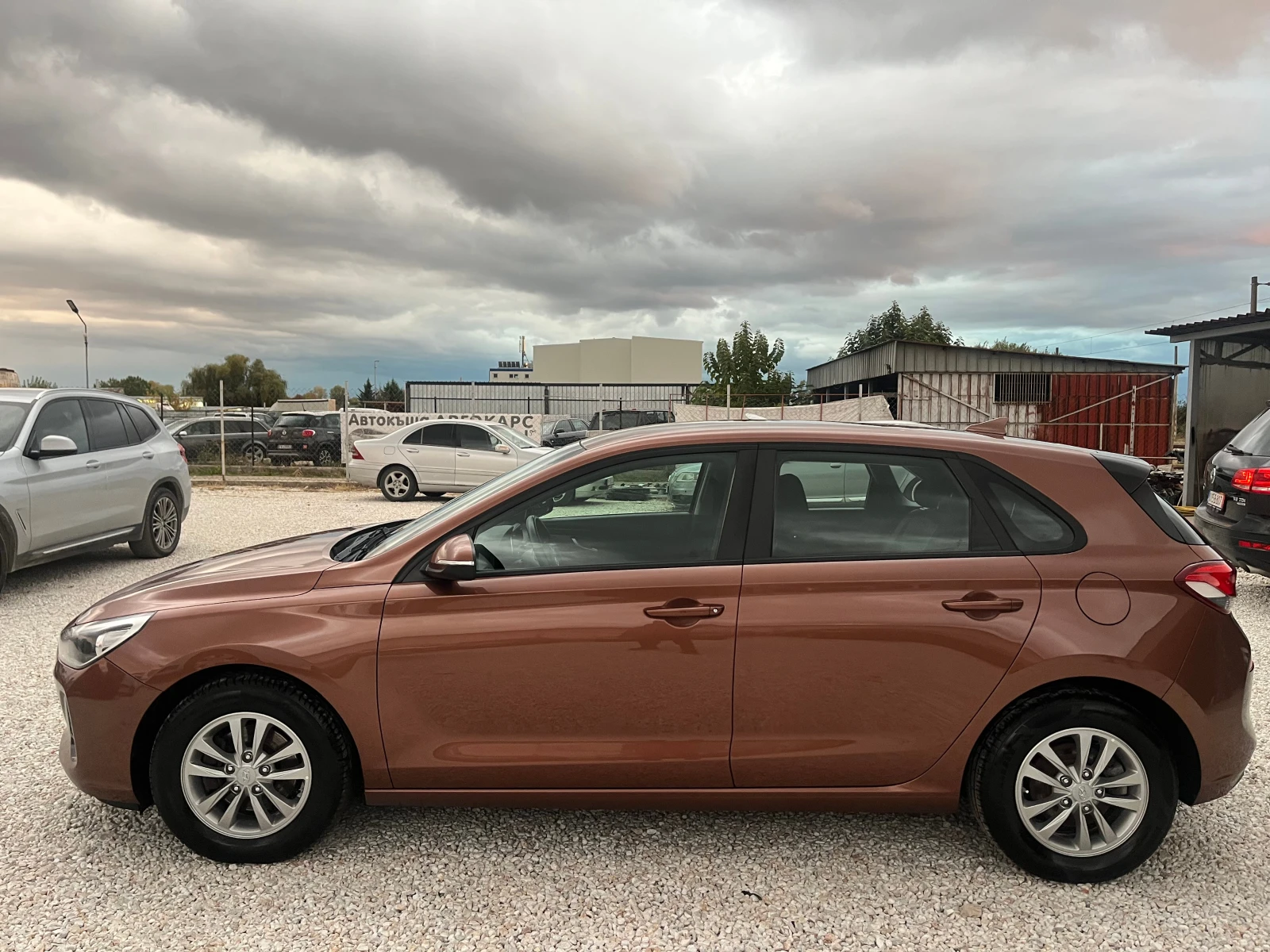 Hyundai I30 1, 6CRDI, 110ck., снимка 4 - Автомобили и джипове - 56582640