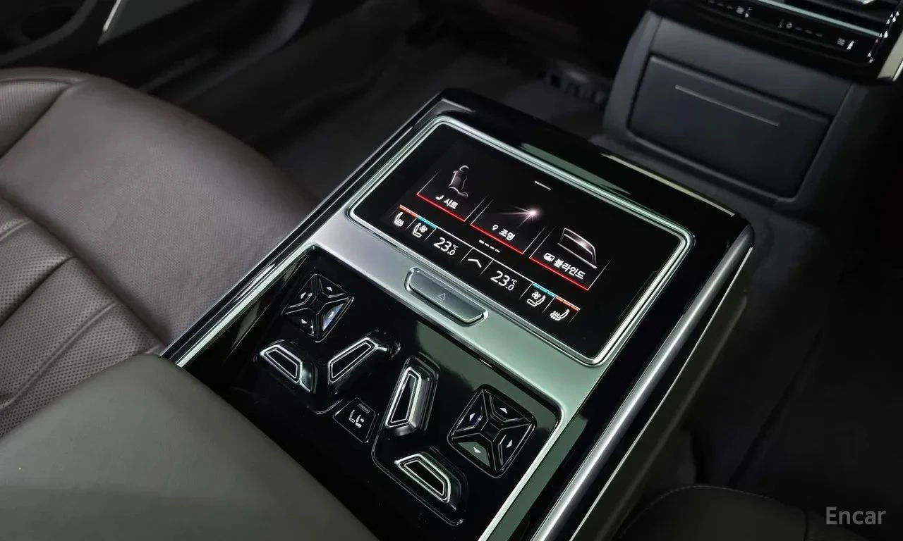 Audi A8, снимка 17 - Автомобили и джипове - 56711843