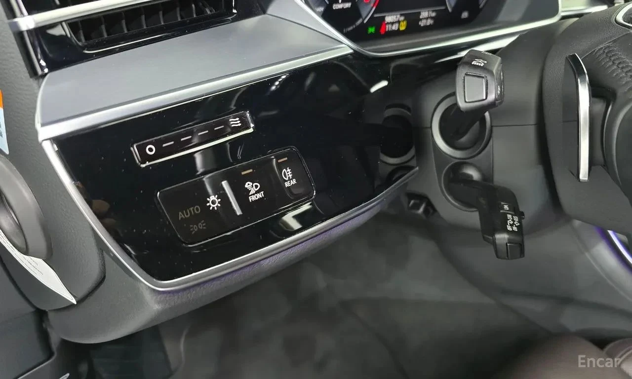 Audi A8, снимка 12 - Автомобили и джипове - 56711843