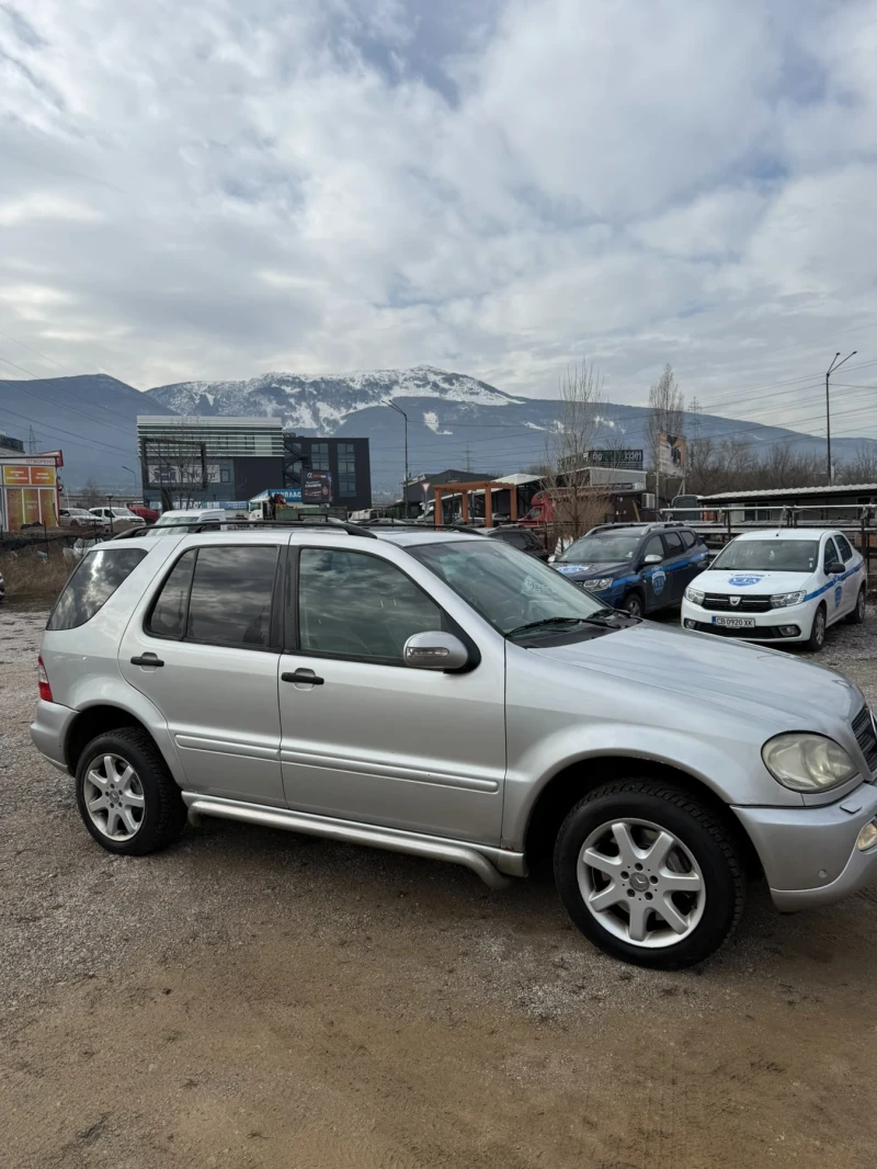 Mercedes-Benz ML 270, снимка 3 - Автомобили и джипове - 53181484