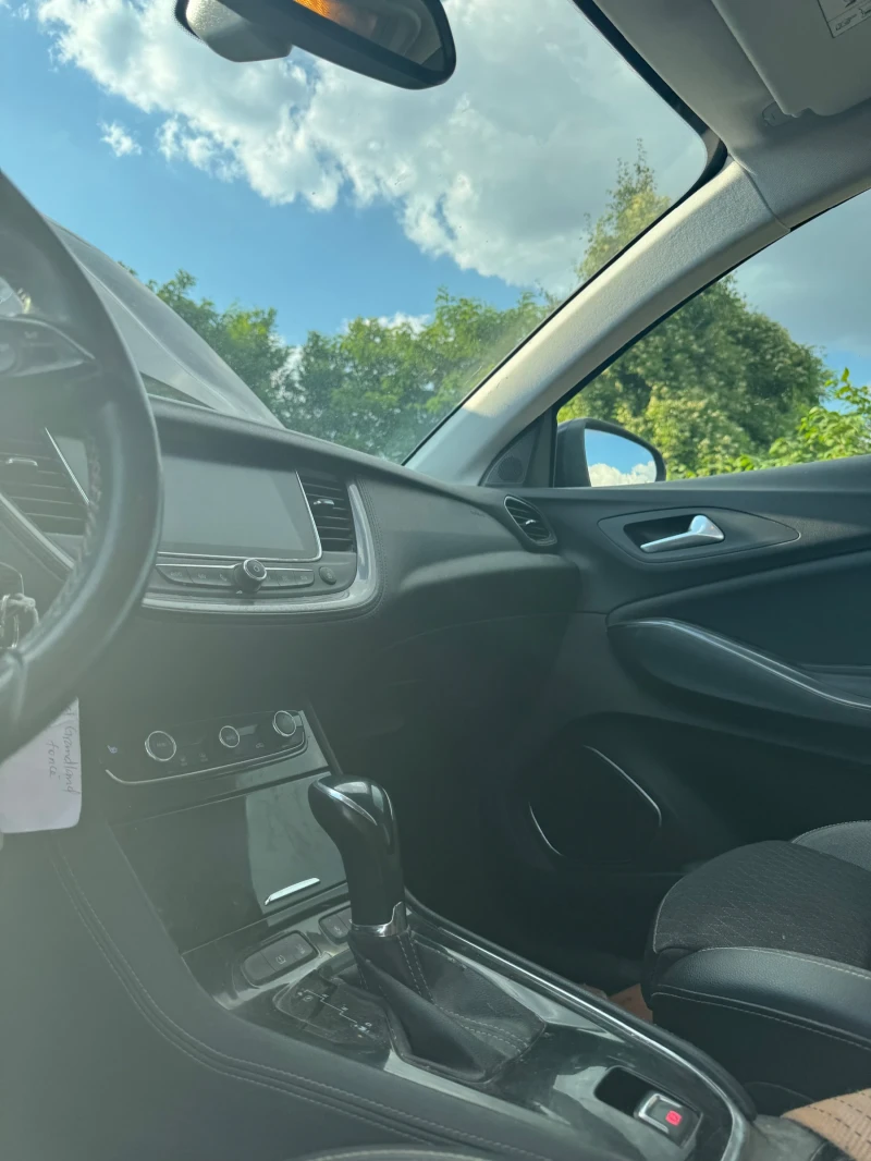 Opel Grandland X, снимка 3 - Автомобили и джипове - 53406895