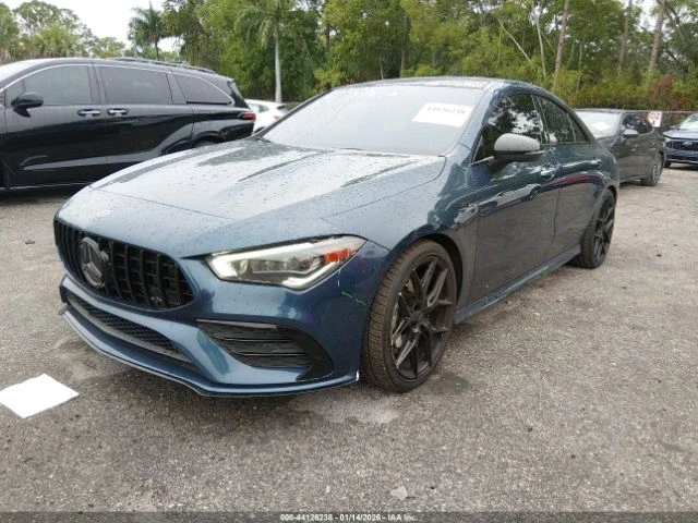 Mercedes-Benz GLA AMG CLA 35 4MATIC