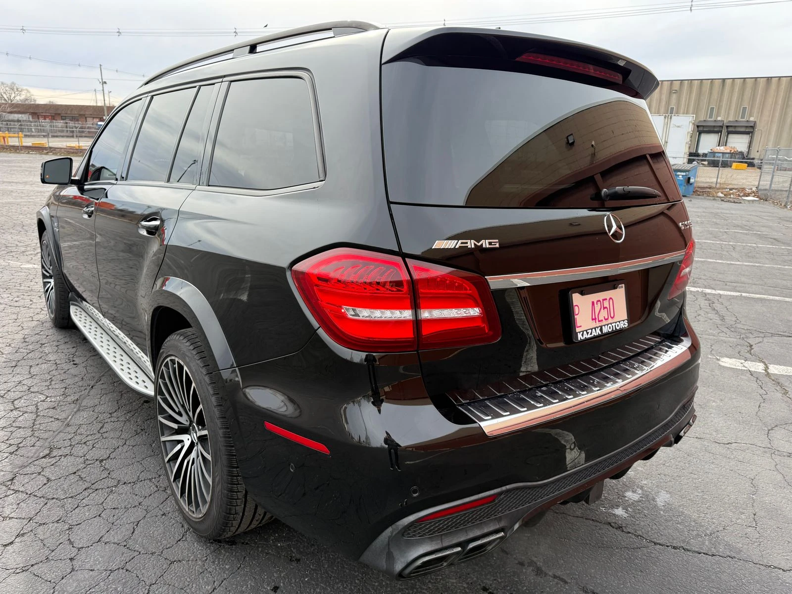 Mercedes-Benz GLS 63 AMG DISTRONIK* PANO* HARMAN* МАСАЖ* ОБДУХ* 7МЕСТА* КАР - изображение 6