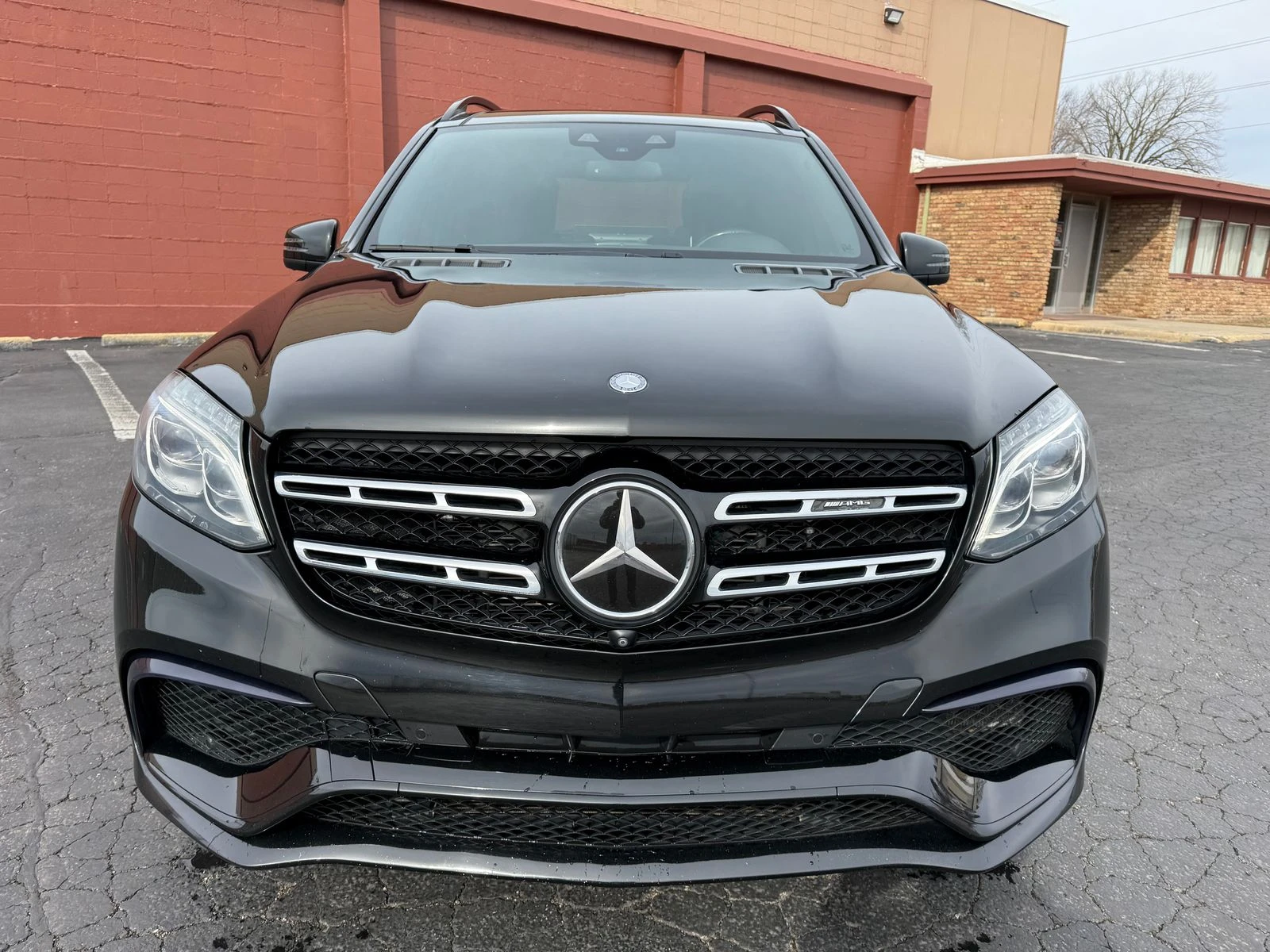 Mercedes-Benz GLS 63 AMG DISTRONIK* PANO* HARMAN* МАСАЖ* ОБДУХ* 7МЕСТА* КАР | Mobile.bg — изображение 1