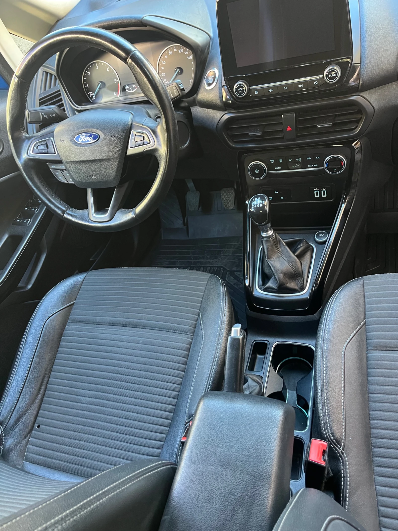 Ford EcoSport  - изображение 10