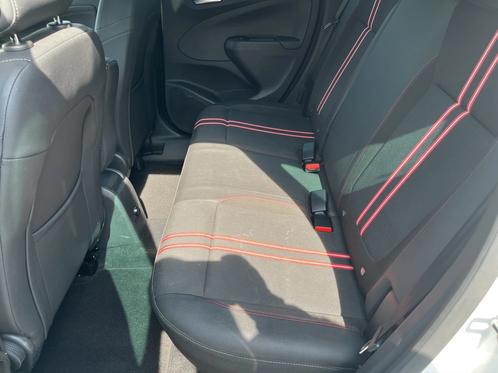 Opel Crossland X, снимка 10 - Автомобили и джипове - 53894550